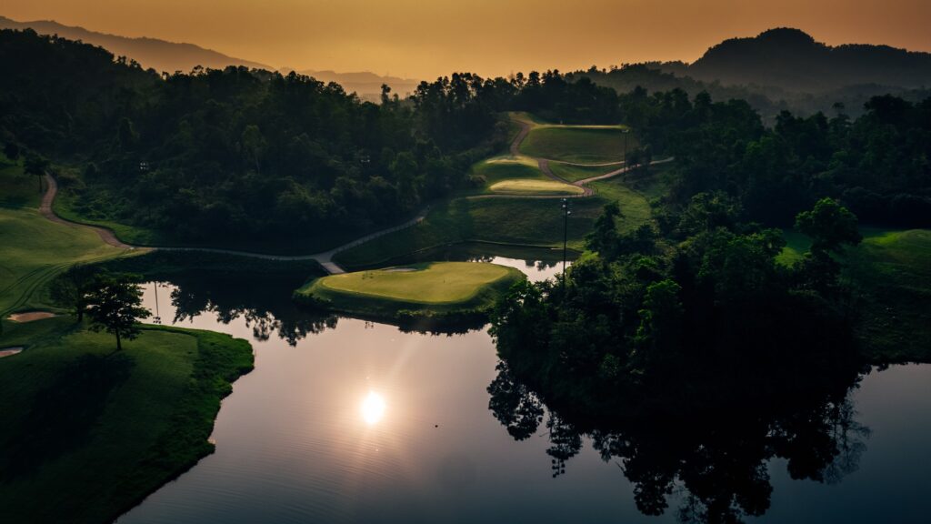 Bana hills golf