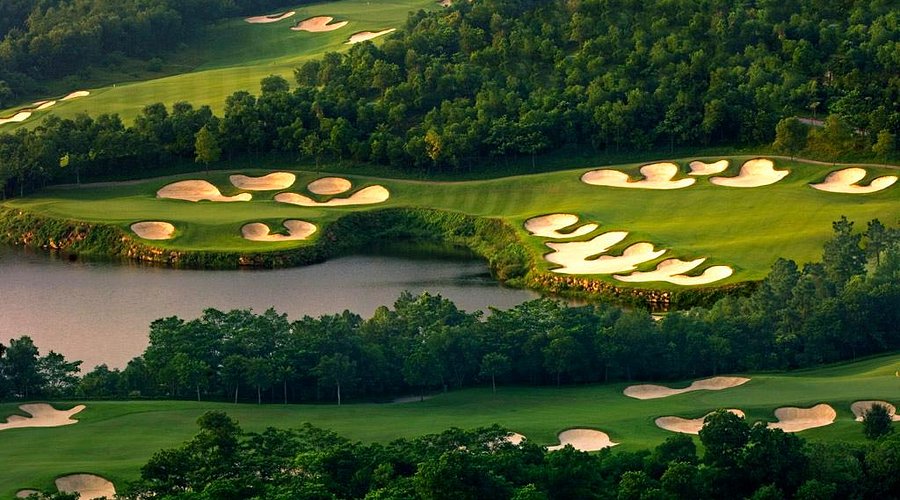mission-hills-golf-club