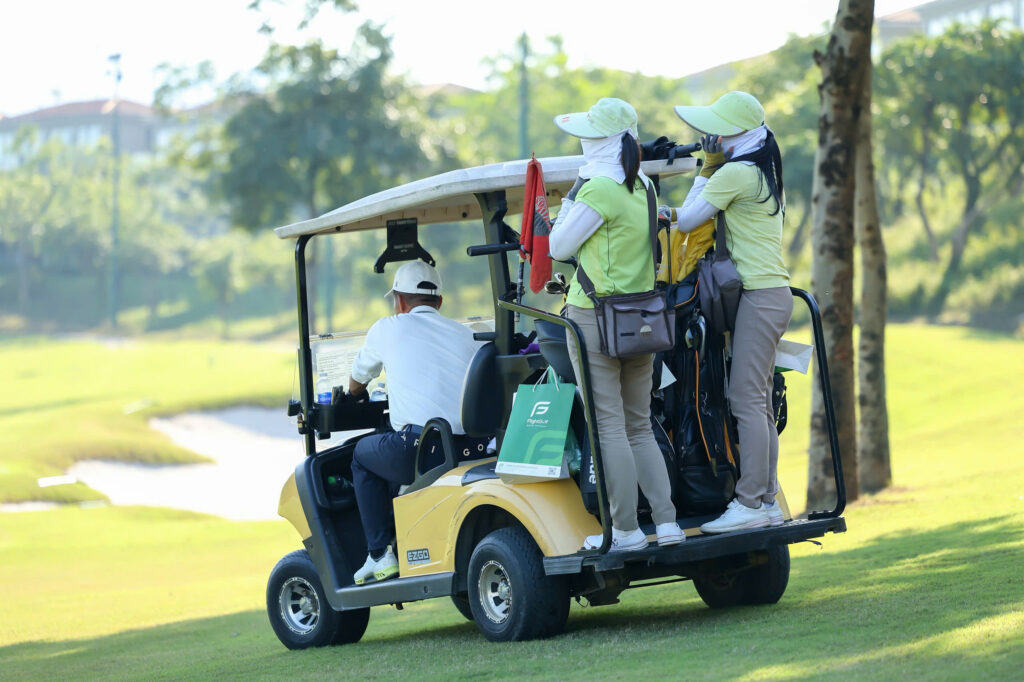 tour golf quốc tế 