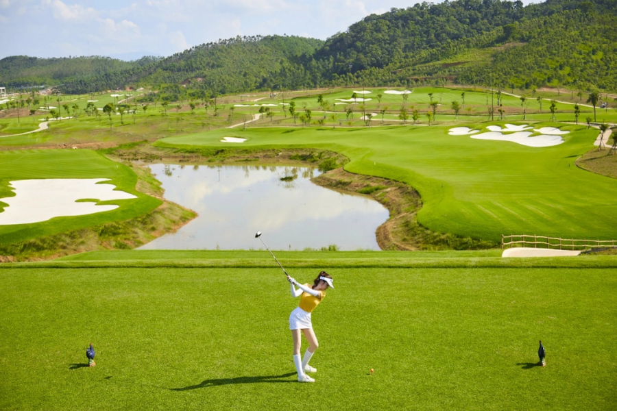 đường bóng golf